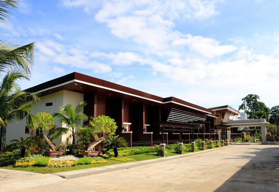 Paraiso Verde Hotel - Housity
