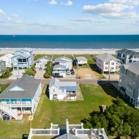 Almost Heaven 4 Bedroom Home by RedAwning