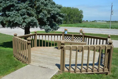 Americas Best Value Inn Suburban Motel