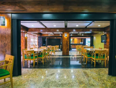 Best Western Plus Monterrey Colon Отели в г. Монтеррей