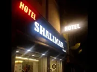 Hotel Shalimar Deluxe Hotels near Central Park