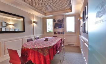 Hotel Canon d'Oro