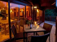 Cherbridge Lodges - Riverside Lodges, Short Lets (Business or Holidays) - 2-Star