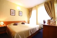 Hotel Pula Hotels in Pjescana Uvala