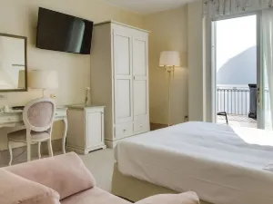 Hotel Rivalago