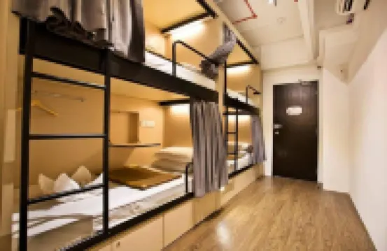 7 Wonders Hostel @ Jalan Besar