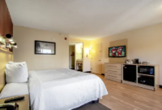 レッド ルーフ イン プラス + ウェスト パーム ビーチ ウェスト・パーム・ビーチのホテル