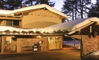 The Lodge at Lake Tahoe, a VRI Resort