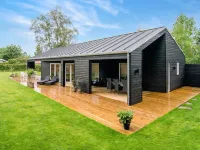 "Dorthie" - 800m from the Sea Hotels in Hornbaek
