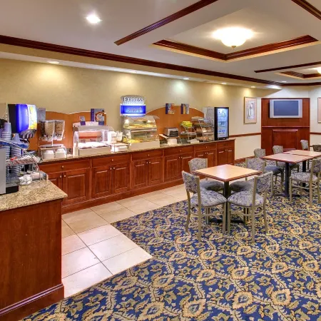 Holiday Inn Express JAMESTOWN by IHG
