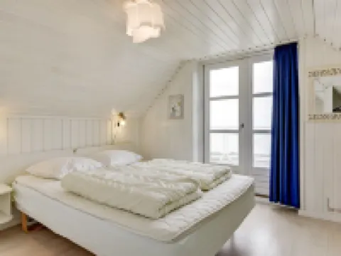 "Hillegonde" - 84m from the Sea