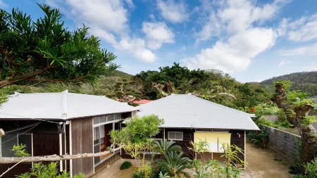 Denpaku Hataori Kobo No Aru Yado <Amamioshima>