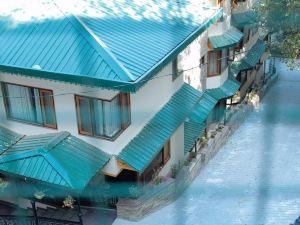 Country Inn Premier Pacific Mall Road Mussoorie