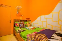 Spot on 1762 Gandrung Payungan Family InnNearStasiun Banyuwangi Kota Hotel a Glagah