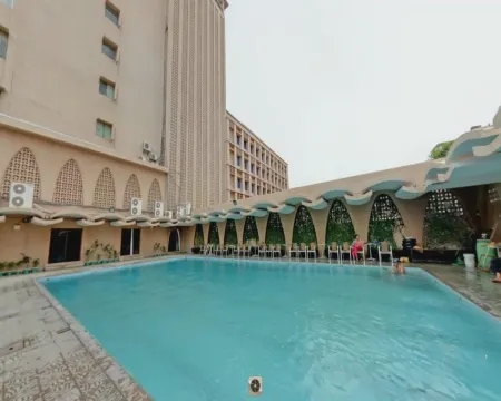 Hotel Agrabad Отели в г. Читтагонг