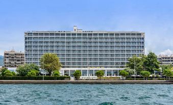 Makedonia Palace