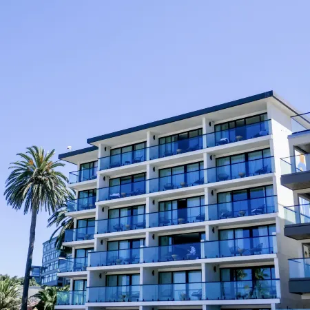 La Jolla Cove Suites