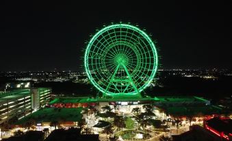 Holiday Inn Express Orlando - South Park