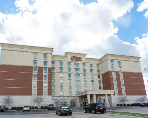 Drury Inn & Suites Cincinnati Sharonville Hotels in Sharonville