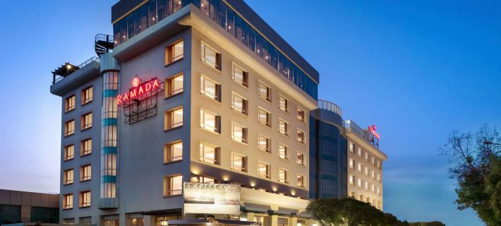 Ramada by Wyndham Karachi Creek Hotels in Karāchi