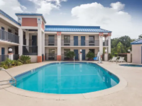 Days Inn by Wyndham Chiefland Hotels in Levy County