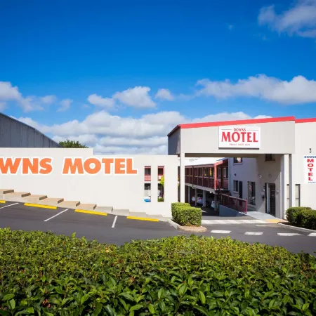 Downs Motel