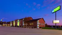 Ramada by Wyndham Cedar Rapids South Hotels in Cedar Rapids