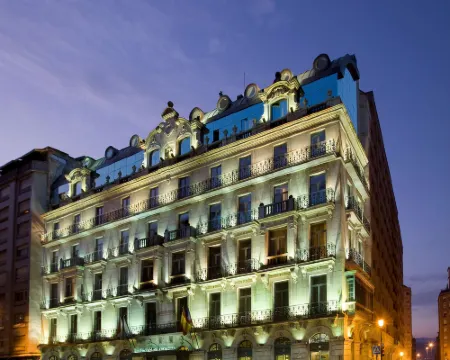 NHコレクションホテル・ビーゴ ビーゴのホテル