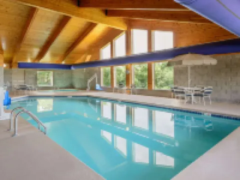 AmericInn by Wyndham Republic Hotels in Greene County
