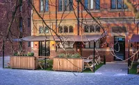 Phoenix Hotel Liverpool Hotels near Hugh Baird College