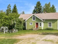 Palokärki Hotels in Varpaisjärvi