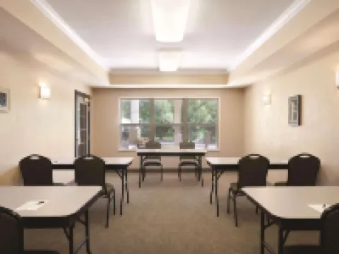 Country Inn & Suites by Radisson, Madison Southwest, WI Hotels in Madison