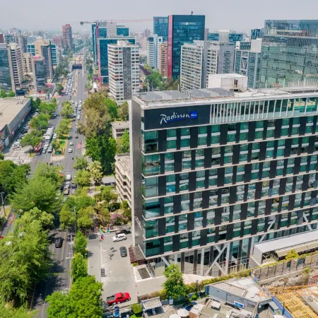 Radisson Blu Plaza El Bosque Santiago