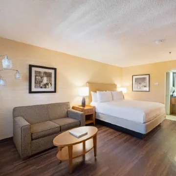 Best Western Plus Las Brisas Hotel