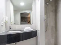 B&B HOTEL Regensburg-City - 2-Star
