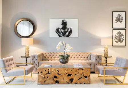 Seattle Residences - 3Bedroom Apartment