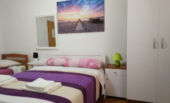 Room-Stay in the Center of Zadar at Peni