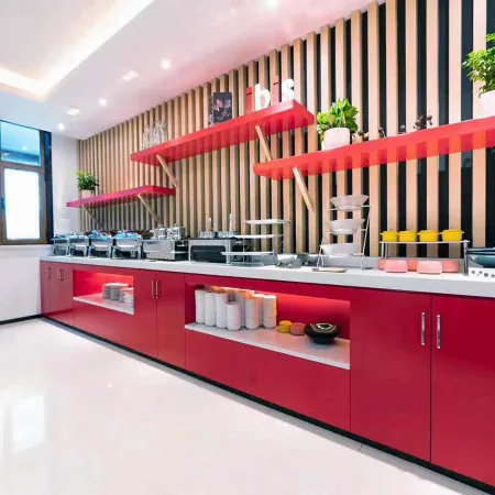 Ibis Hotel (Changji Jianshe Road Snack Street)