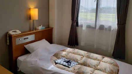 Business Hotel Shell Отели рядом с достопримечательностью «Chomeiji Temple»