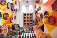 Salut Maroc! Luxury Boutique Hotel & Restaurant - Parkering