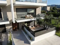 Pnoe - Feel at Home - Gym