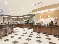 La Quinta Inn & Suites by Wyndham Bel Air/I-95 Exit 77A - petit déjeuner