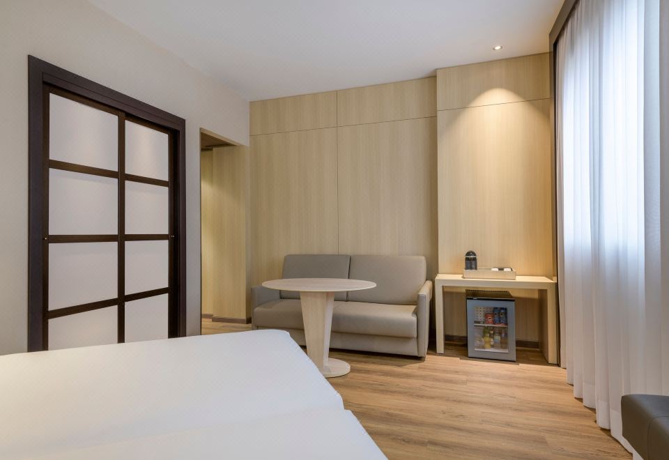 AC Hotel ValenciaOver view