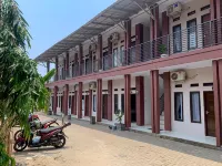 RedDoorz near FKIP UNTIRTA Serang Hotel dekat Taman Fosil KP3B Serang