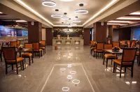 Siara Styles Amba Suites, Gandhinagar - breakfast