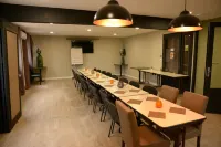 Campanile Sete - Balaruc Hotels in Montbazin