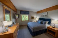 Sugarloaf Inn Hotels in Carrabassett Valley