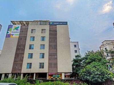 Treebo Iris Suites