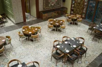 Hotel Clarks Inn Suites Kangra