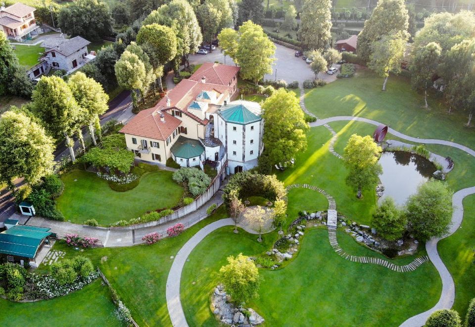 La Locanda Del Notaio 전경